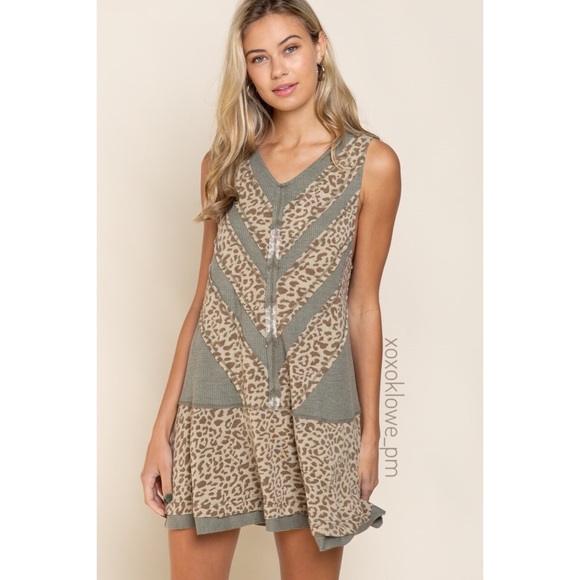 POL Olive + Leopard V Neck Sleeveless Waffle Knit Tunic Top Dress - Picture 10 of 13